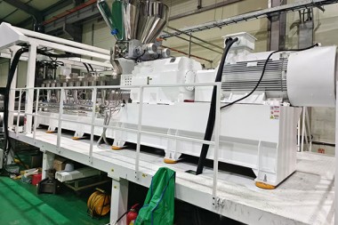 Punere în funcțiune cu succes a liniei de extrudare a foilor decorative GAG ​​în Coreea de Sud